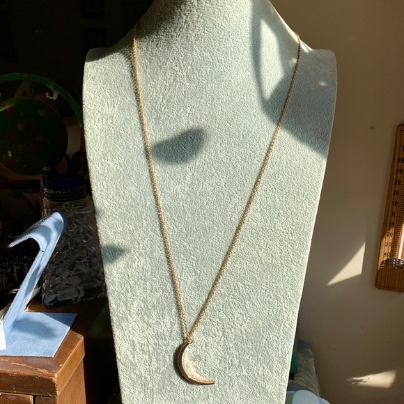 Super Cute Celestial Crescent Moon Pendant Gold Tone Necklace - 30" + - Picture 7 of 7